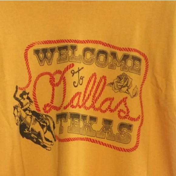 DAYDREAMER Welcome to Dallas Texas Graphic T Shirt - Picture 4 of 10